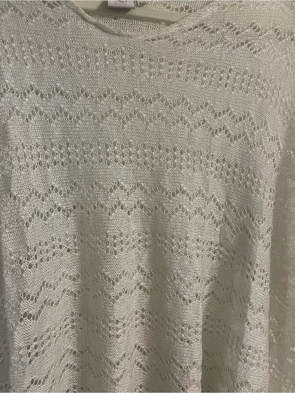 Ladies white topper with sparkle - Picture 2 of 8